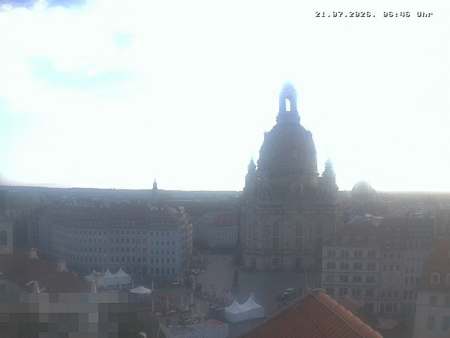 Archived image Webcam Dresden - Frauenkirche and Neumarkt square