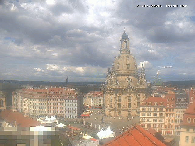 Archived image Webcam Dresden - Frauenkirche and Neumarkt square