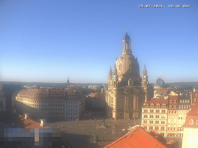 Archiv Foto Webcam Dresden - Frauenkirche und Neumarkt