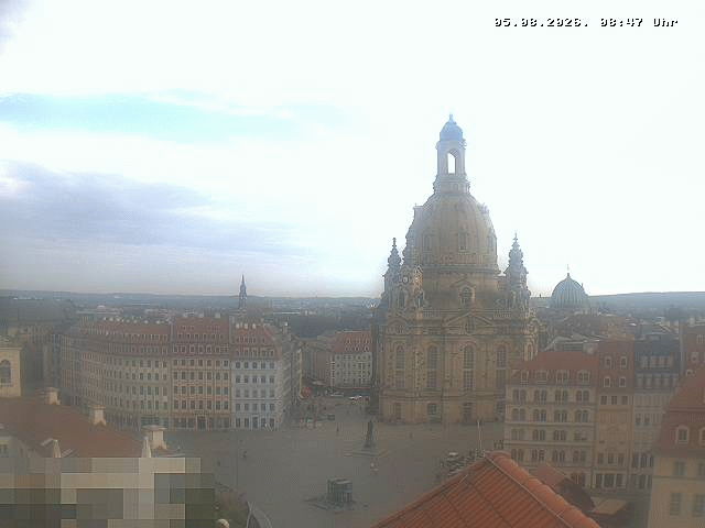 Archived image Webcam Dresden - Frauenkirche and Neumarkt square