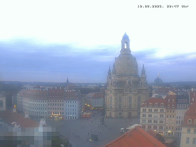 Archiv Foto Webcam Dresden - Frauenkirche und Neumarkt