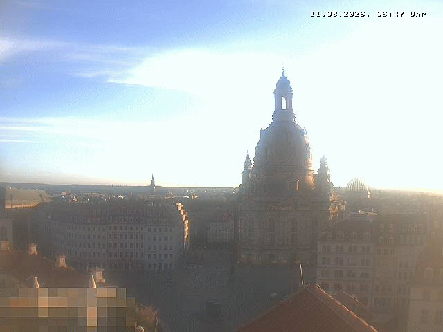 Archived image Webcam Dresden - Frauenkirche and Neumarkt square