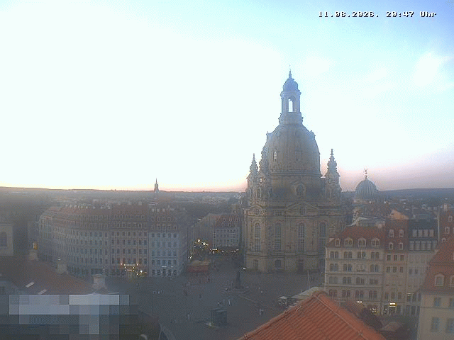 Archived image Webcam Dresden - Frauenkirche and Neumarkt square