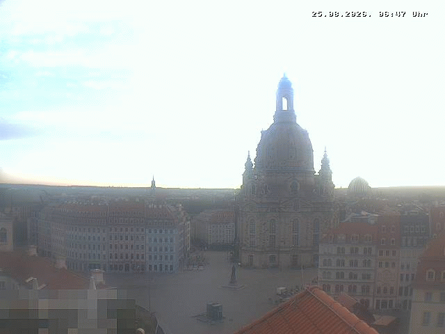 Archiv Foto Webcam Dresden - Frauenkirche und Neumarkt
