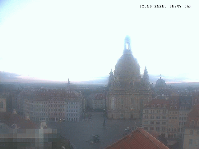 Archiv Foto Webcam Dresden - Frauenkirche und Neumarkt