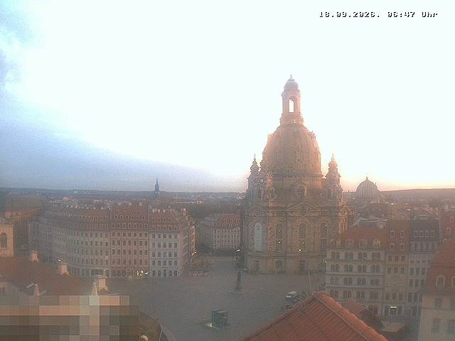 Archived image Webcam Dresden - Frauenkirche and Neumarkt square