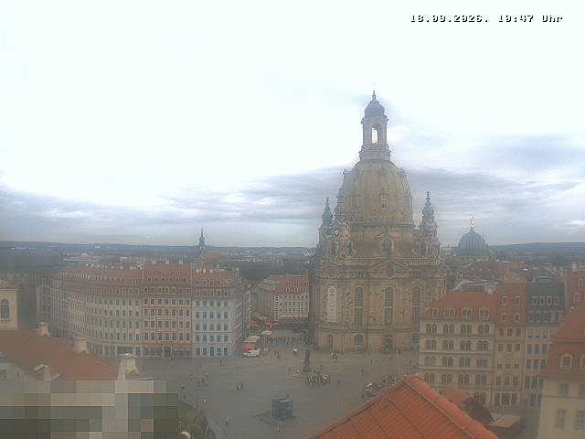 Archived image Webcam Dresden - Frauenkirche and Neumarkt square