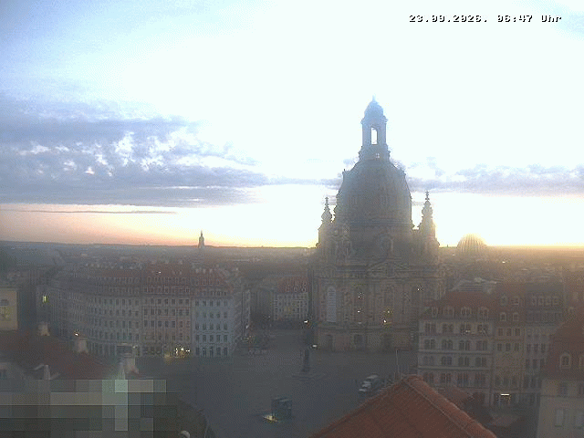 Archiv Foto Webcam Dresden - Frauenkirche und Neumarkt