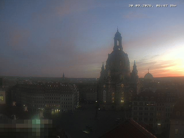 Archived image Webcam Dresden - Frauenkirche and Neumarkt square