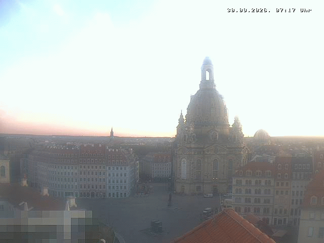 Archived image Webcam Dresden - Frauenkirche and Neumarkt square