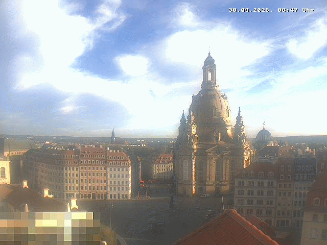 Archived image Webcam Dresden - Frauenkirche and Neumarkt square