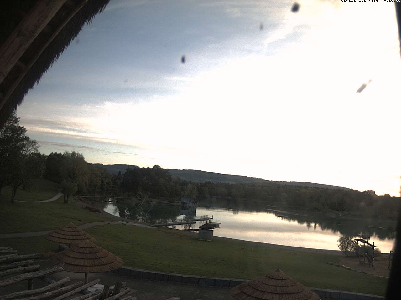 Archived image Webcam Salem Lake