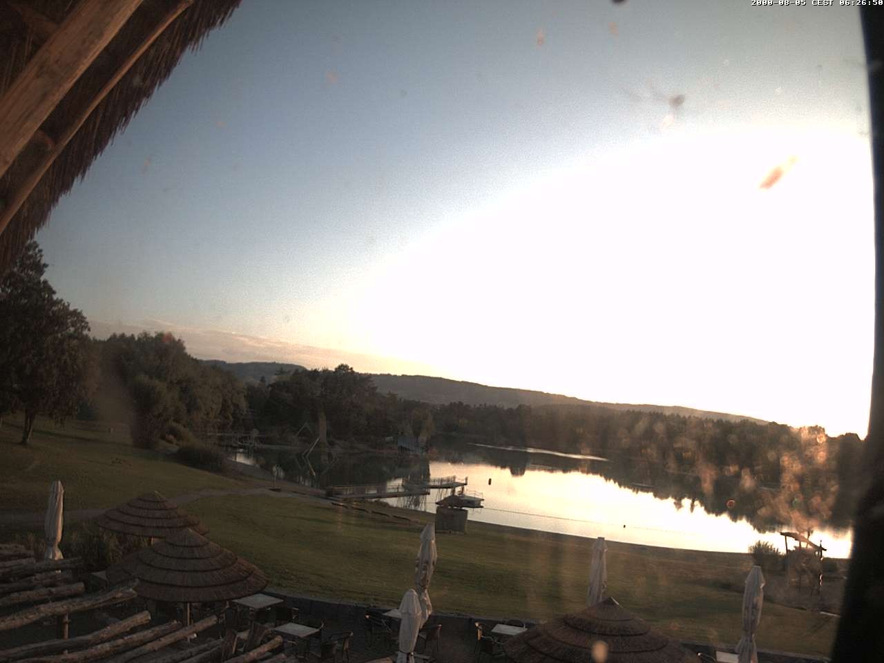Archived image Webcam Salem Lake