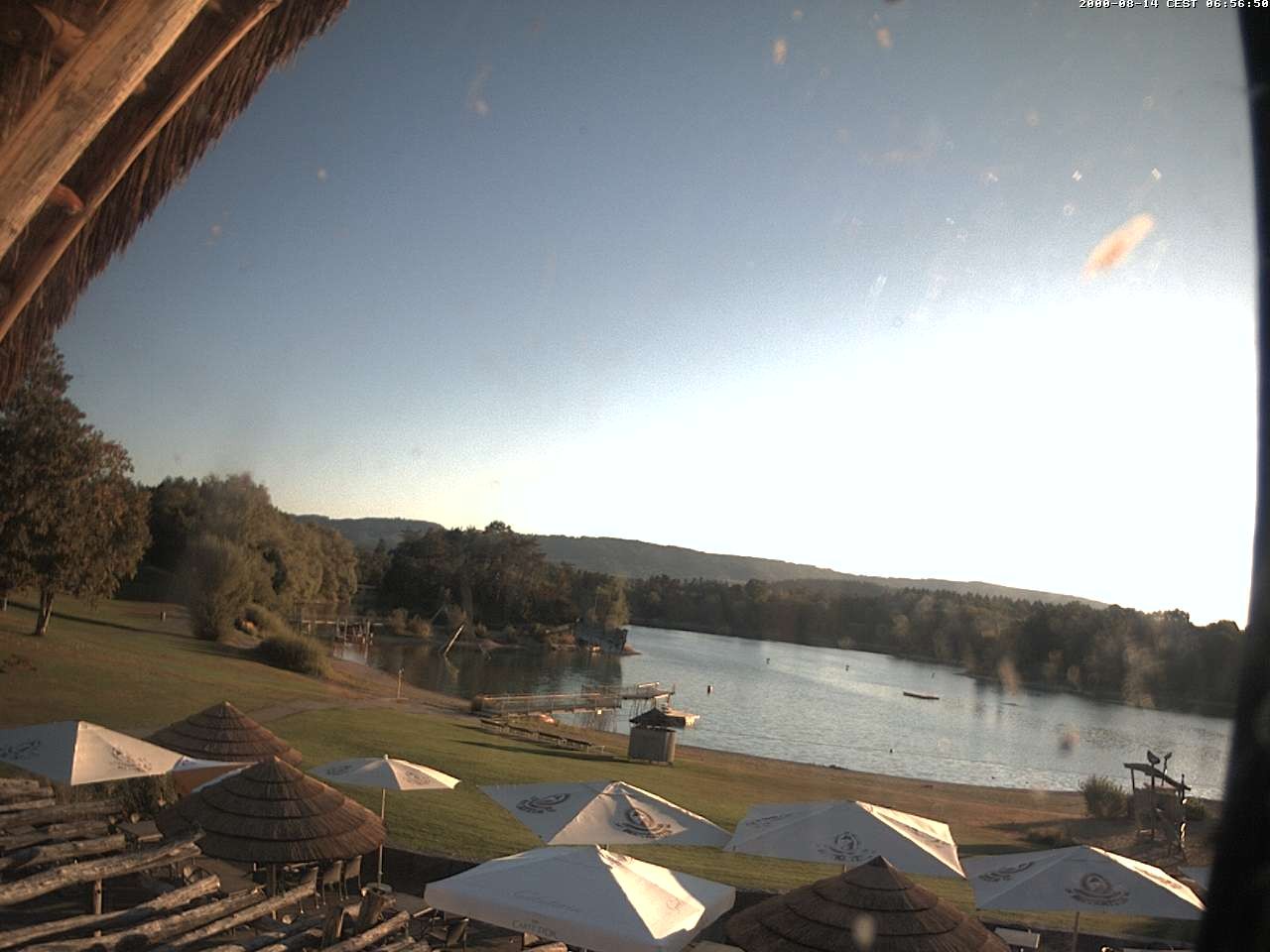 Archived image Webcam Salem Lake