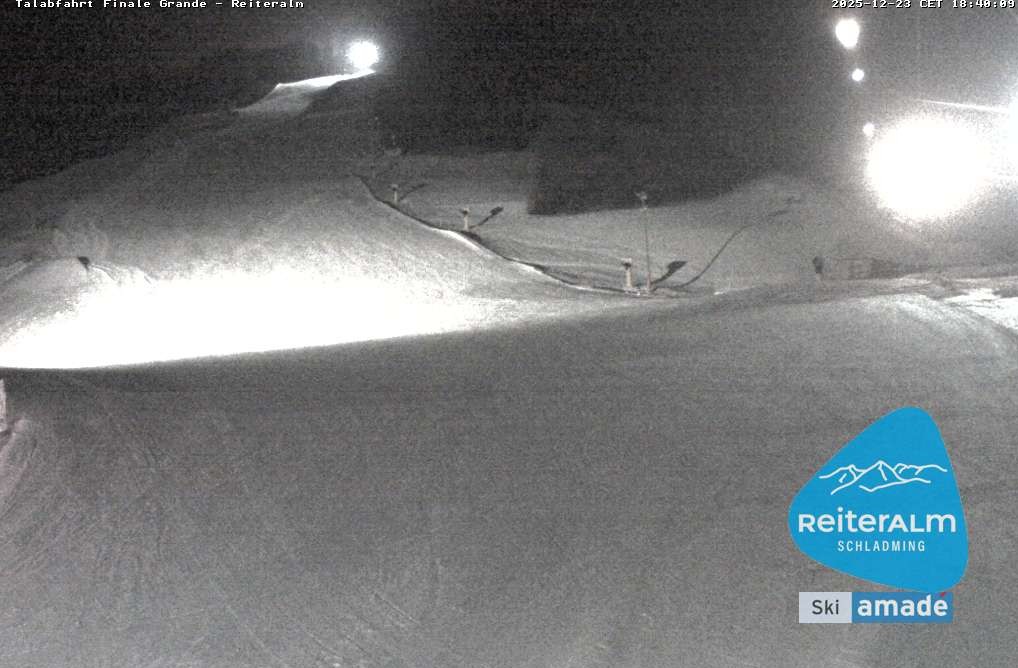 Archiv Foto Webcam Reiteralm - Talstation 8er Silver Jet