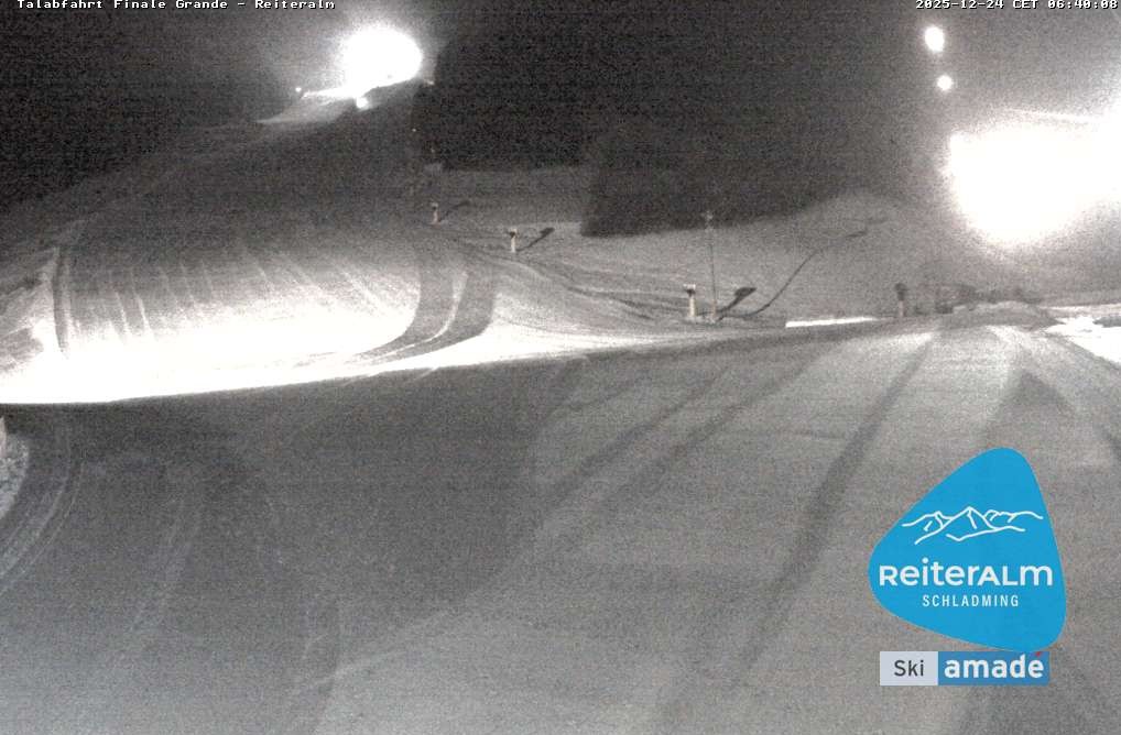 Archiv Foto Webcam Reiteralm - Talstation 8er Silver Jet