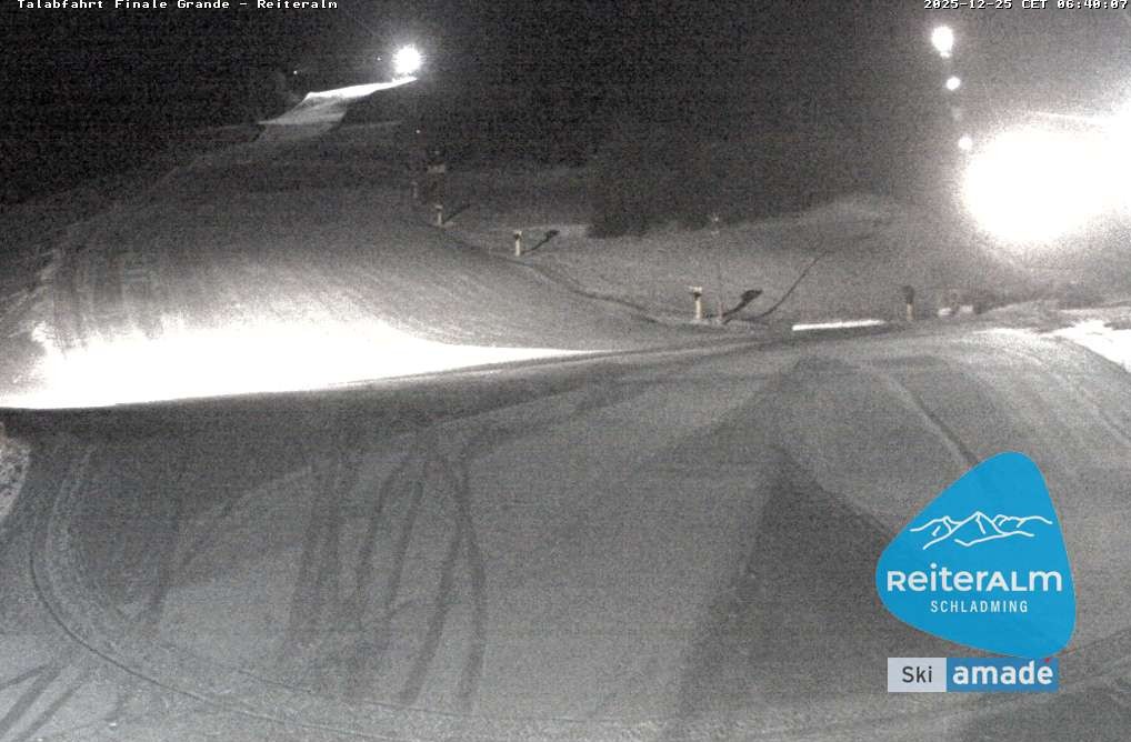 Archiv Foto Webcam Reiteralm - Talstation 8er Silver Jet