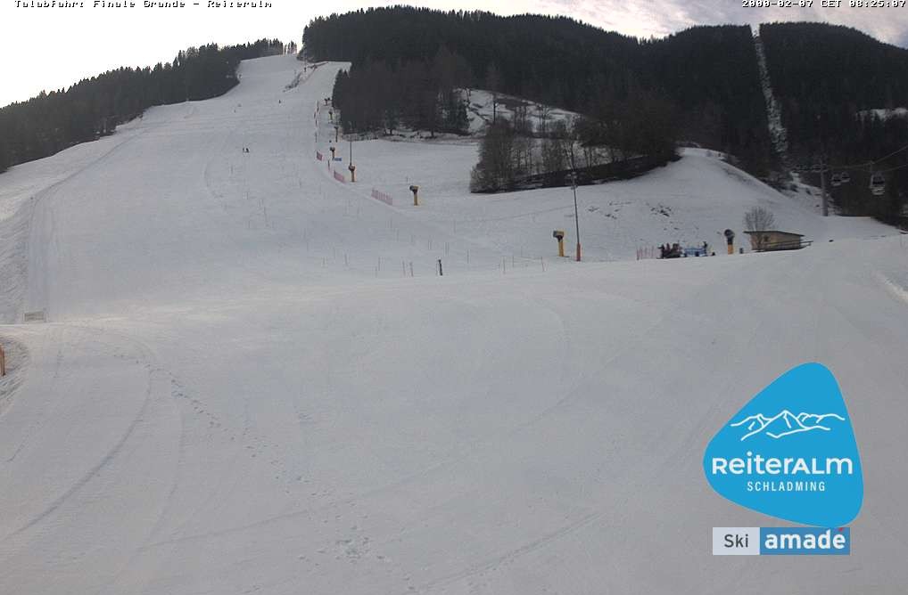 Archived image Webcam Reiteralm: Base Station Silver Jet