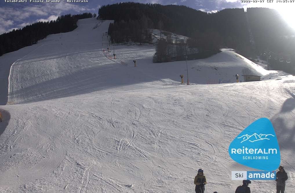 Archived image Webcam Reiteralm: Base Station Silver Jet