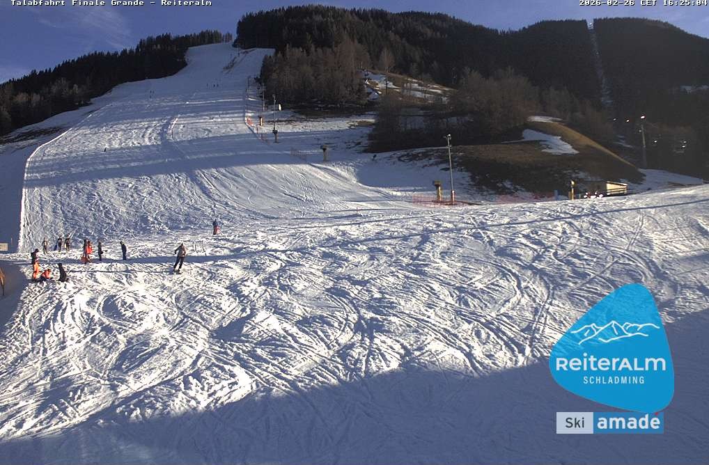 Archived image Webcam Reiteralm: Base Station Silver Jet