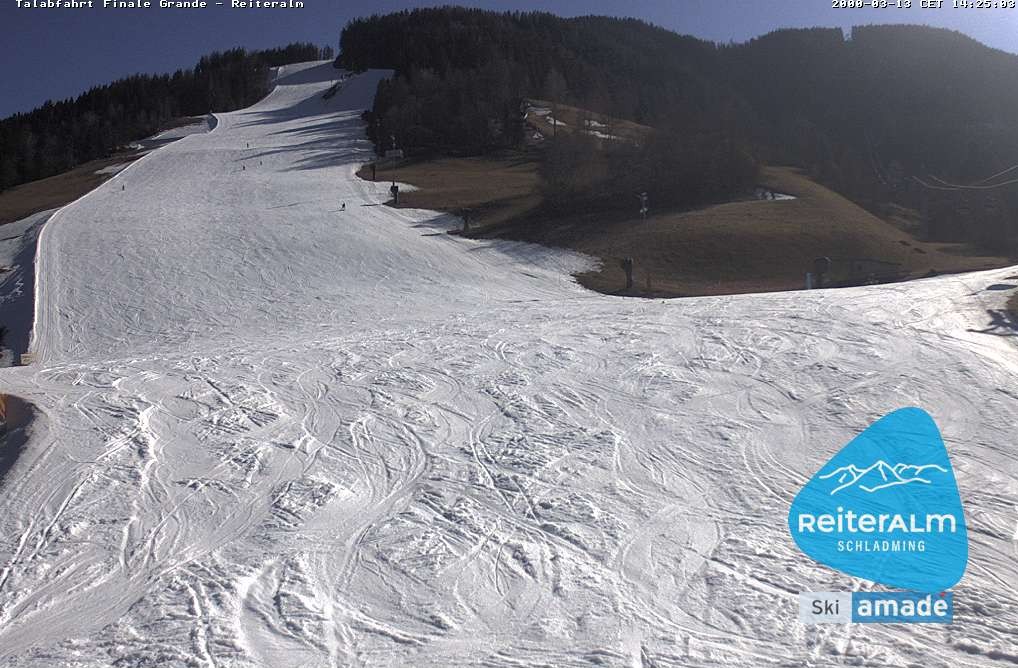 Archived image Webcam Reiteralm: Base Station Silver Jet