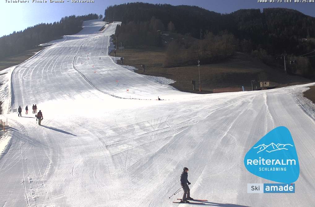 Archived image Webcam Reiteralm: Base Station Silver Jet