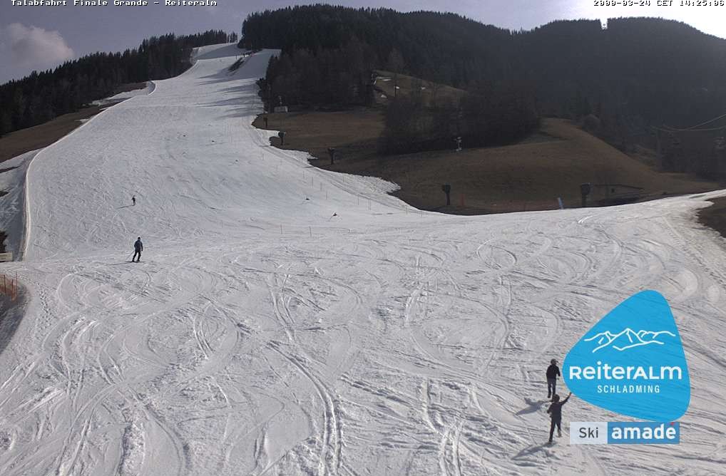 Archived image Webcam Reiteralm: Base Station Silver Jet