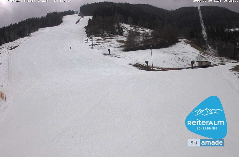 Archived image Webcam Reiteralm: Base Station Silver Jet