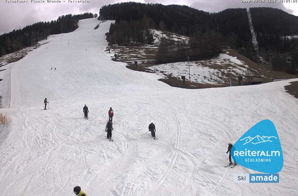 Archived image Webcam Reiteralm: Base Station Silver Jet