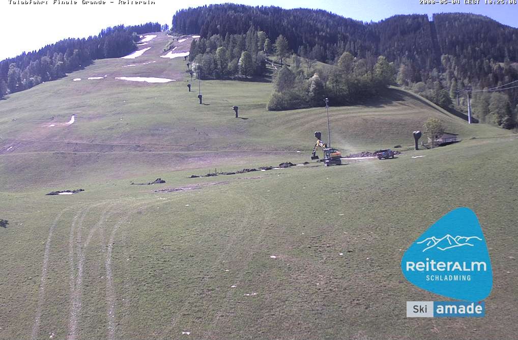 Archived image Webcam Reiteralm: Base Station Silver Jet