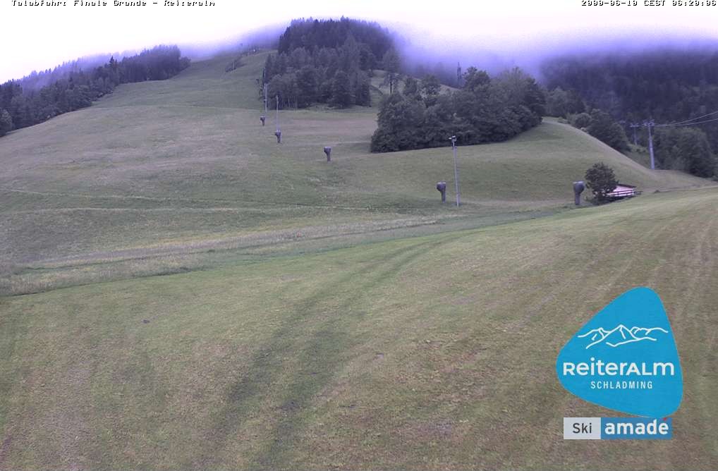 Archived image Webcam Reiteralm: Base Station Silver Jet