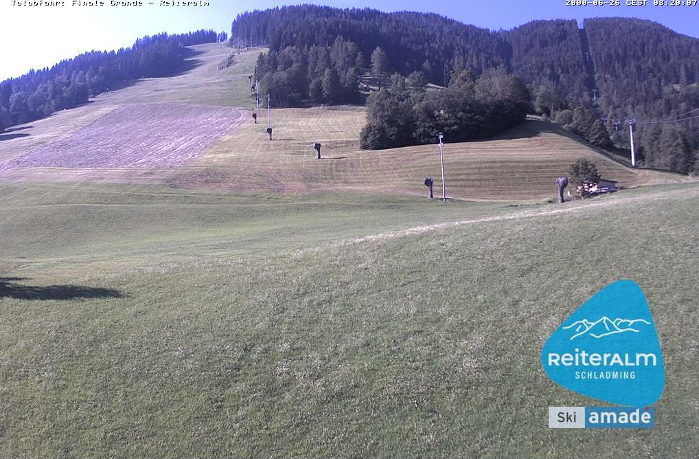 Archived image Webcam Reiteralm: Base Station Silver Jet
