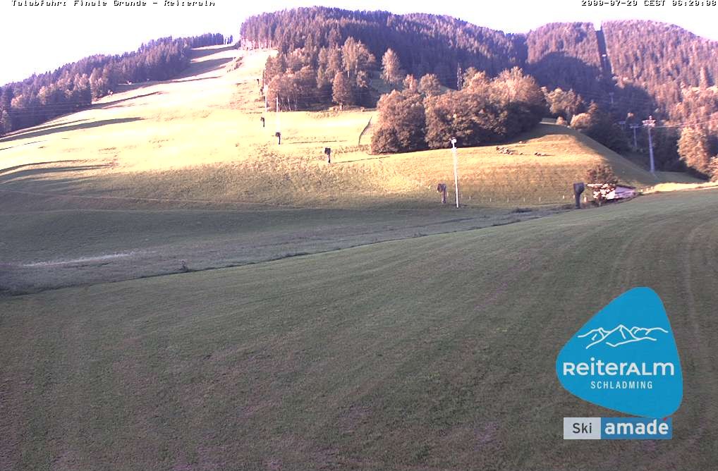 Archived image Webcam Reiteralm: Base Station Silver Jet