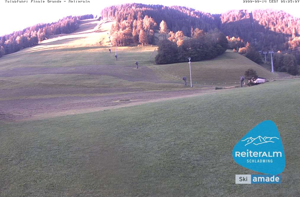 Archived image Webcam Reiteralm: Base Station Silver Jet