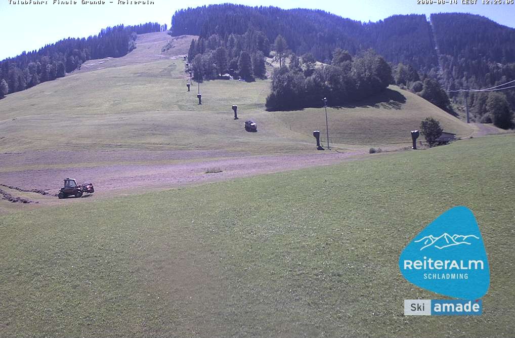 Archived image Webcam Reiteralm: Base Station Silver Jet