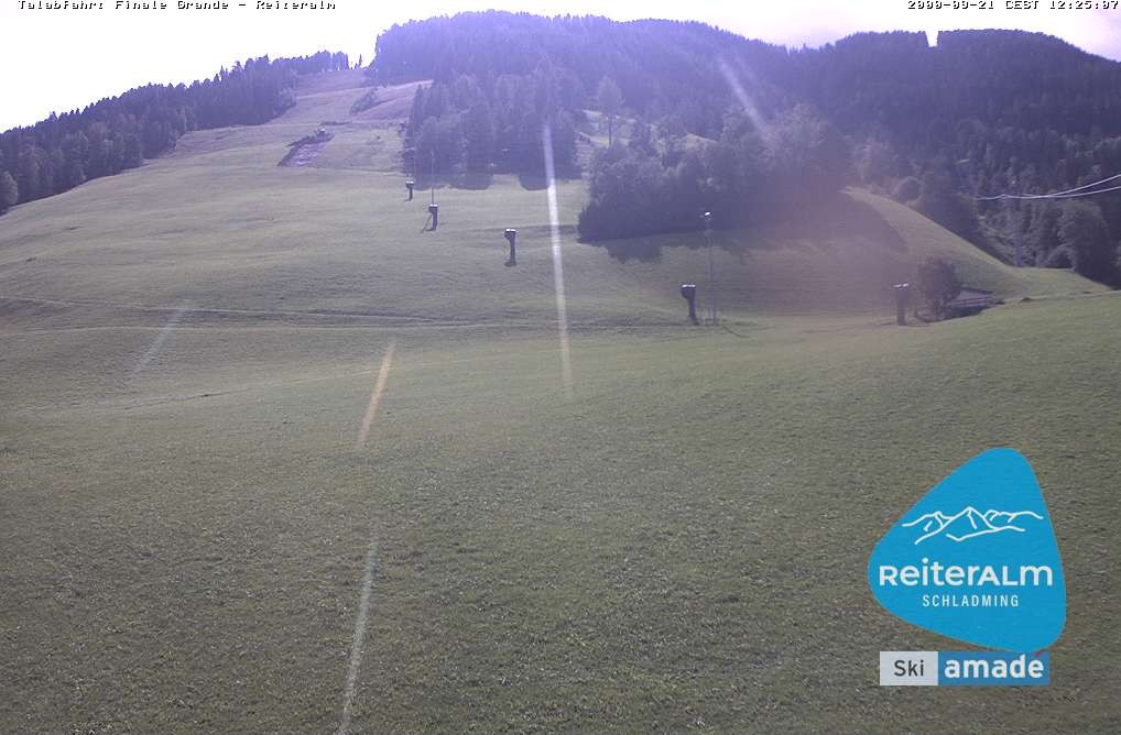 Archived image Webcam Reiteralm: Base Station Silver Jet
