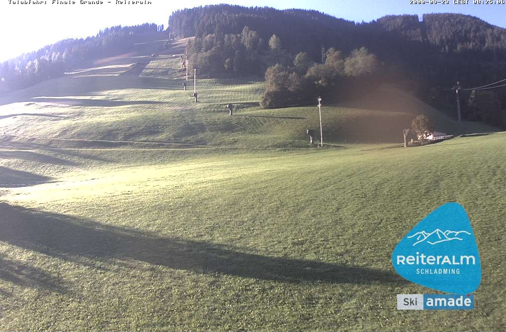 Archived image Webcam Reiteralm: Base Station Silver Jet