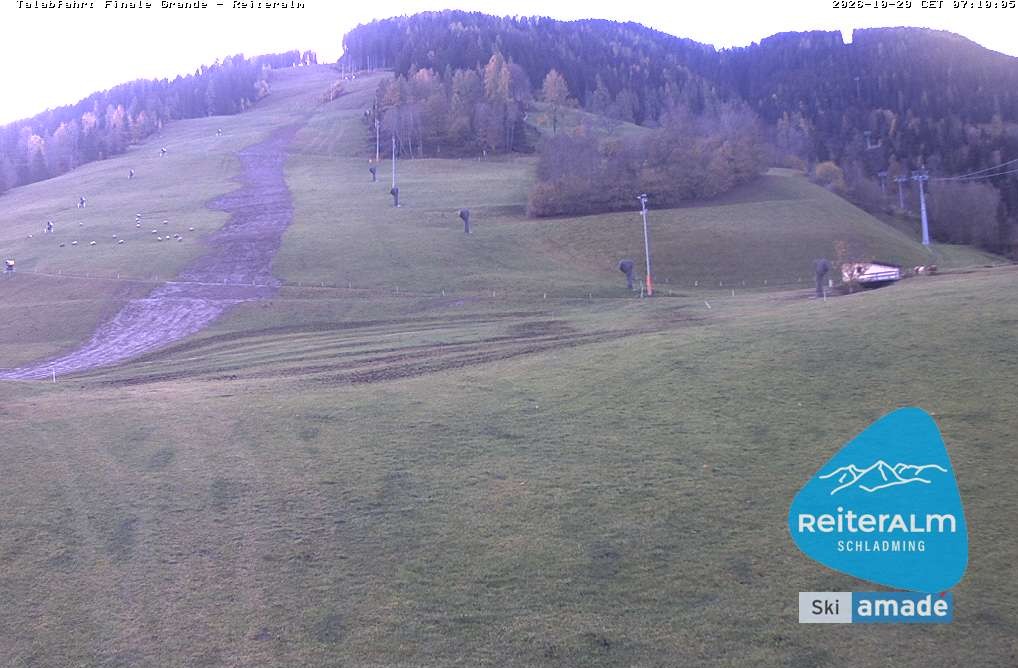 Archived image Webcam Reiteralm: Base Station Silver Jet