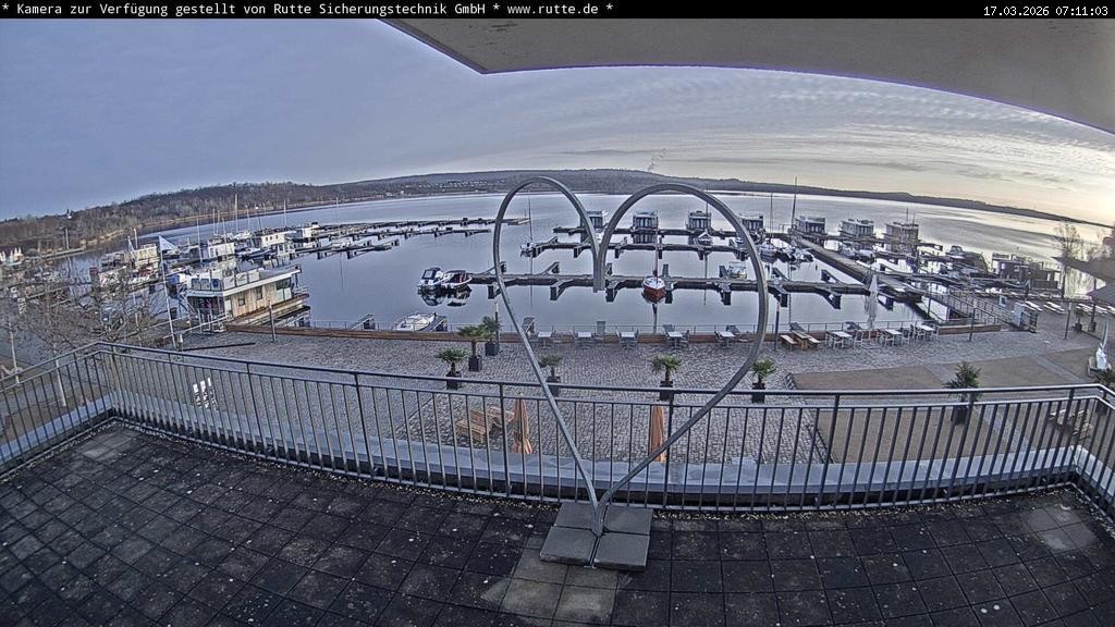 Archived image Webcam Lake Geiseltalsee - Marina Mücheln