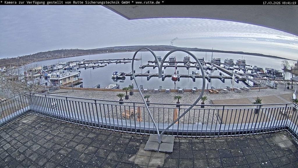 Archived image Webcam Lake Geiseltalsee - Marina Mücheln