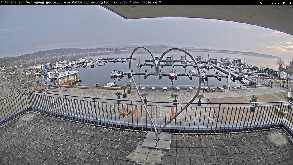 Archived image Webcam Lake Geiseltalsee - Marina Mücheln