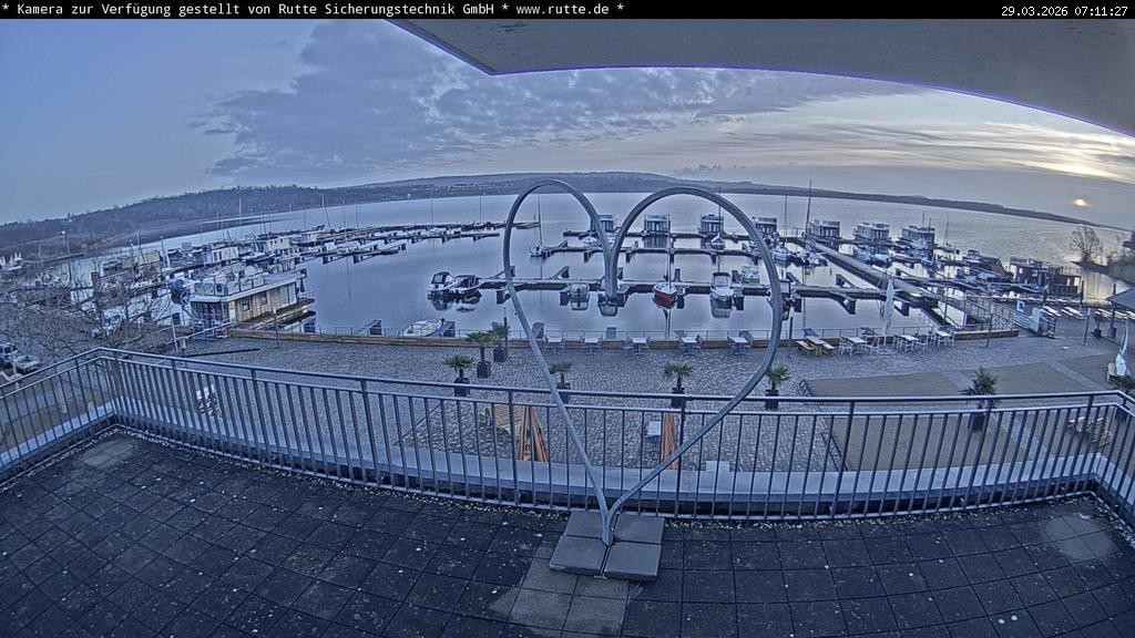 Archived image Webcam Lake Geiseltalsee - Marina Mücheln