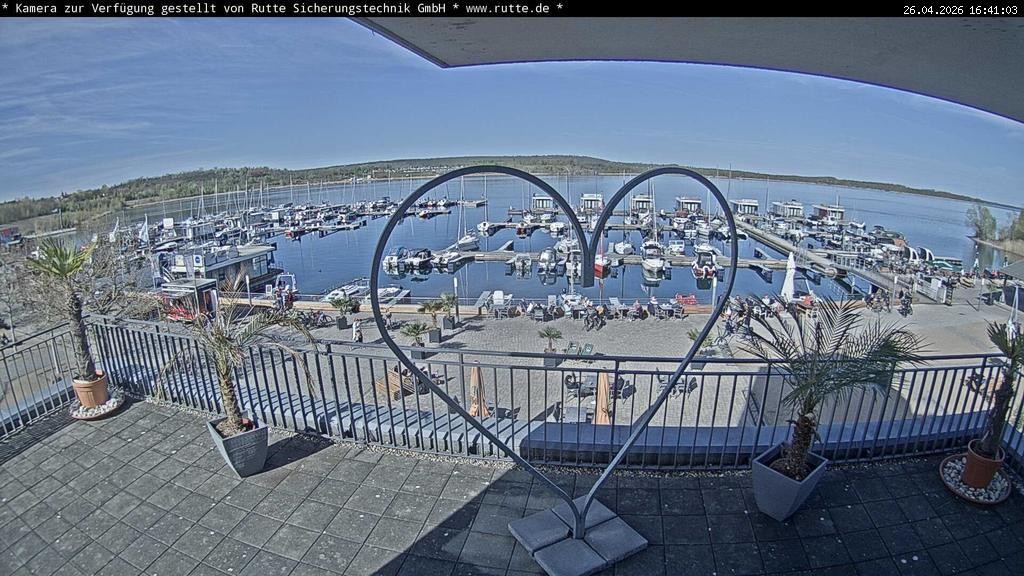 Archived image Webcam Lake Geiseltalsee - Marina Mücheln