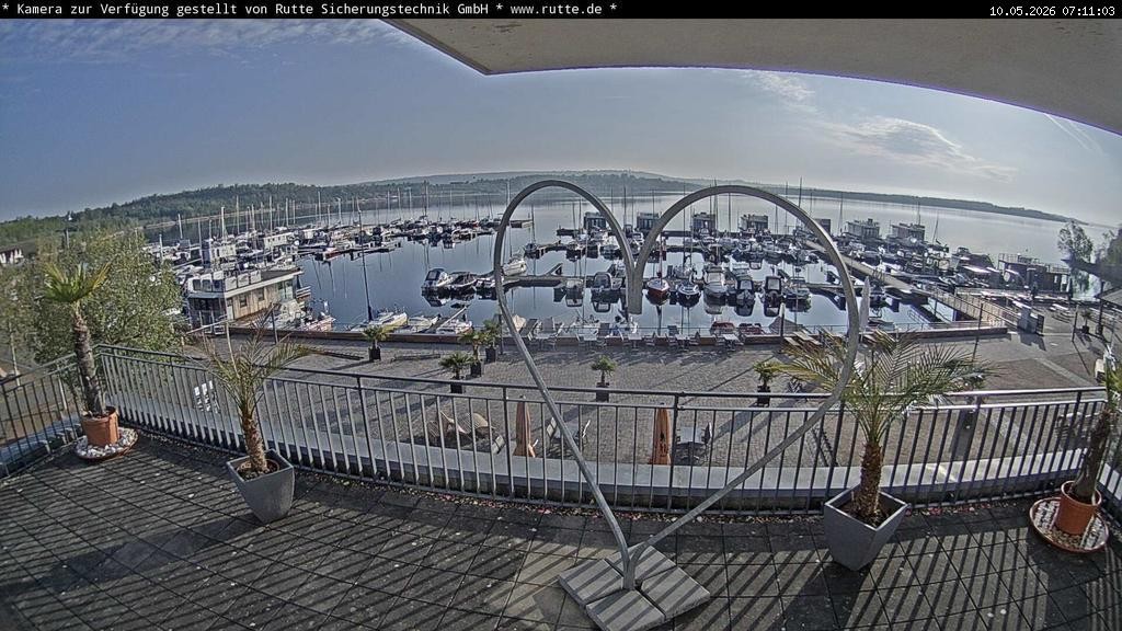 Archived image Webcam Lake Geiseltalsee - Marina Mücheln