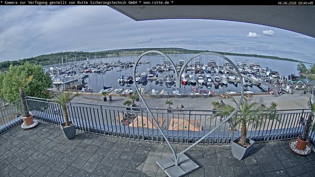 Archived image Webcam Lake Geiseltalsee - Marina Mücheln