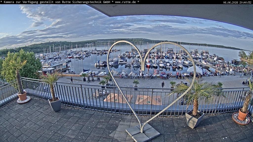 Archived image Webcam Lake Geiseltalsee - Marina Mücheln