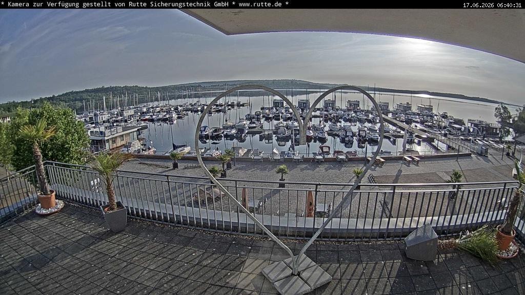 Archived image Webcam Lake Geiseltalsee - Marina Mücheln