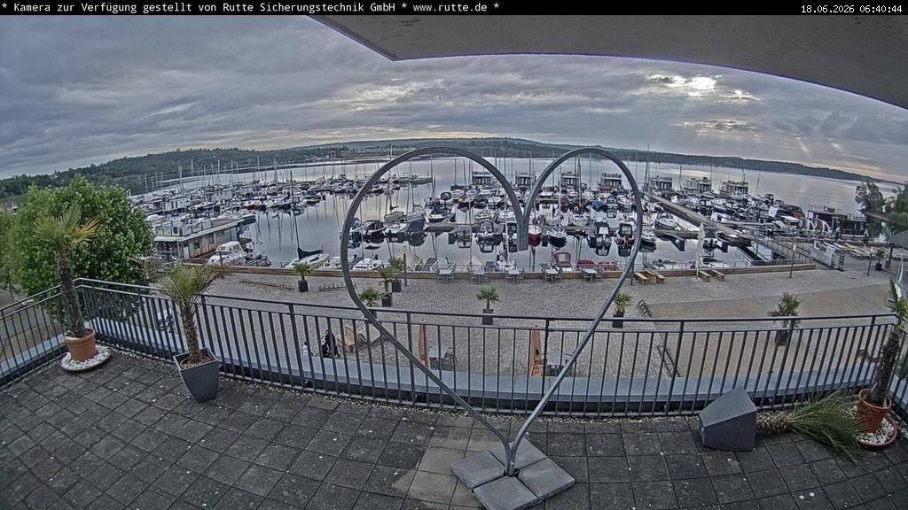 Archived image Webcam Lake Geiseltalsee - Marina Mücheln