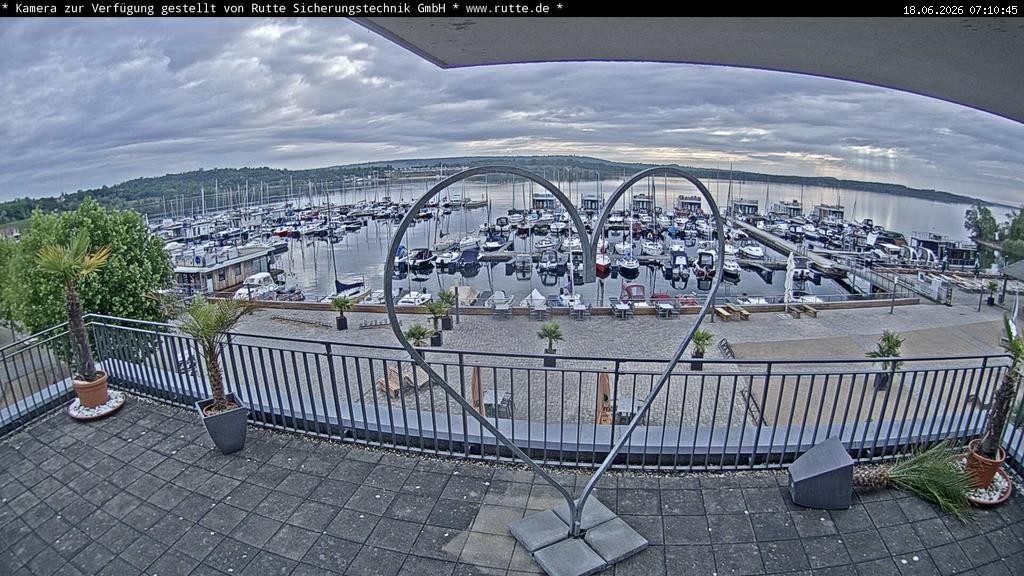 Archived image Webcam Lake Geiseltalsee - Marina Mücheln