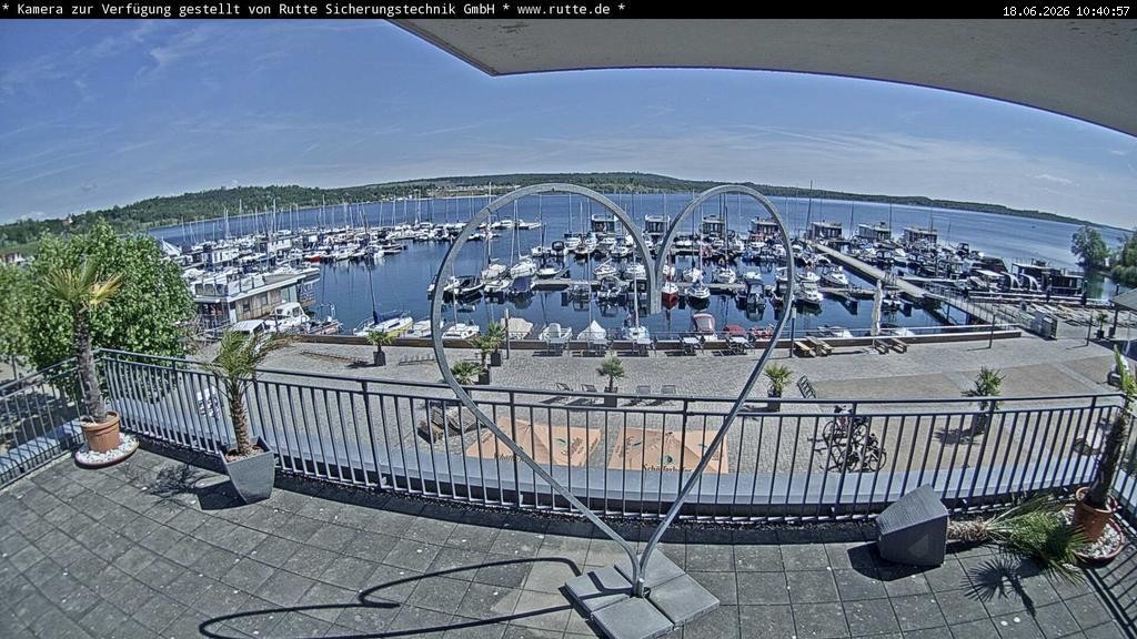 Archived image Webcam Lake Geiseltalsee - Marina Mücheln